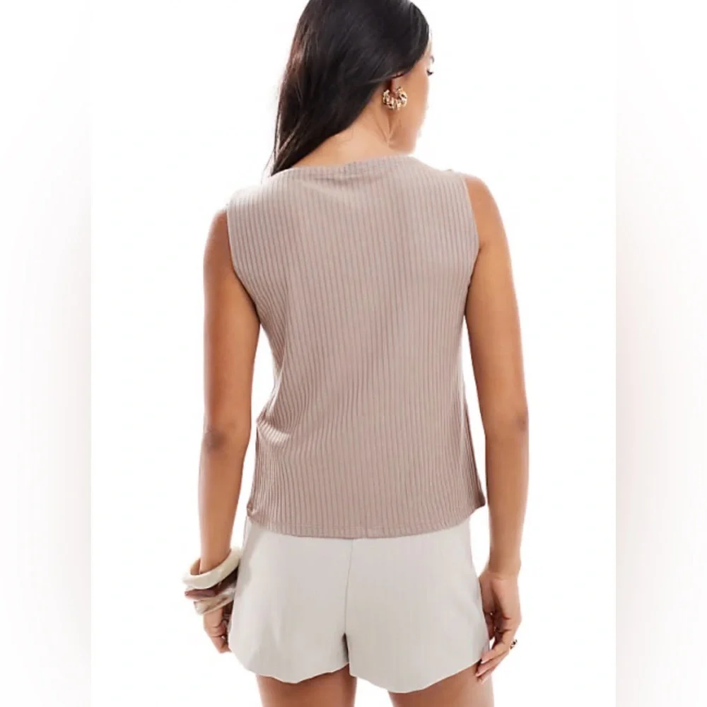 Abercrombie Top - Picture 2 of 5